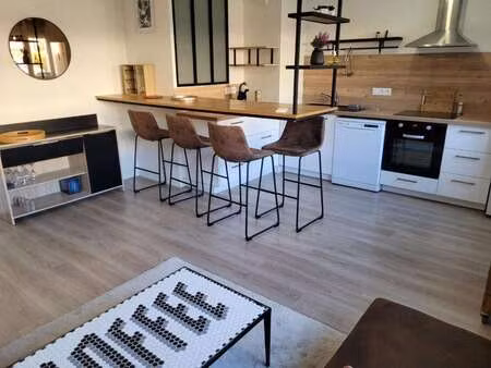 location appartement 2 pièces meublé à angers (49000) : à louer 2 pièces meublé / 54m² ang