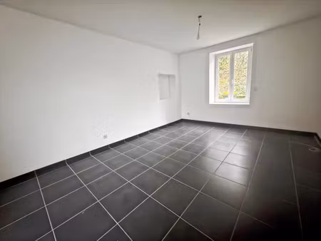 location appartement 2 pièces 56 m² à chenay (51140)