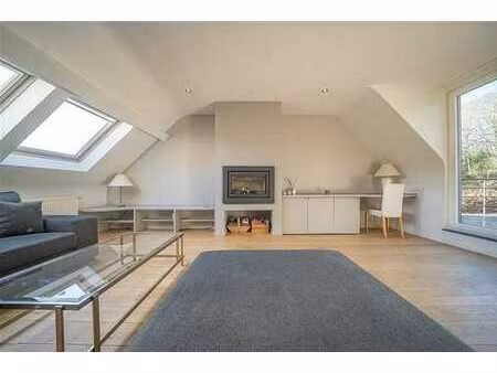 ohain - superbe appt 105m² + 30m² terr - park 2v - peb=c