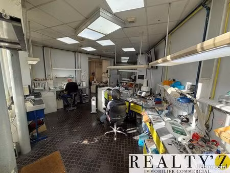 local commercial 75 m²