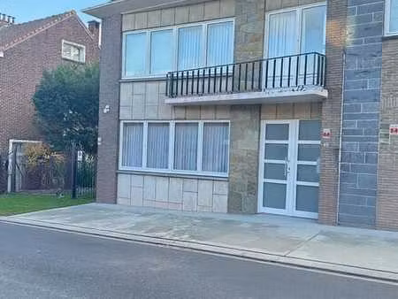 maison rénovée - 5 chambres  véranda  cour et parkings