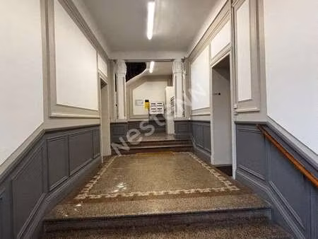 location bureaux et commerces à angers (49000) : à louer / 25m² angers