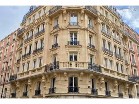 parking 35 m² paris