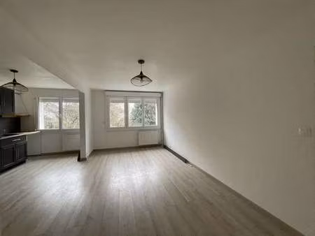 location appartement 2 pièces à nantes (44000) : à louer 2 pièces / 49m² nantes