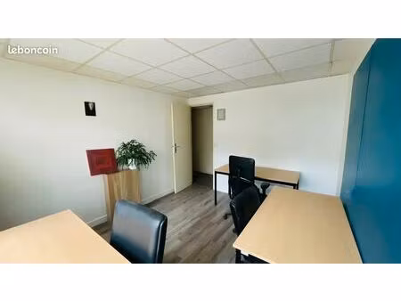 bureau lumineux à louer paris 17 - 12m2 - 3 personnes + 3m2 de stockage