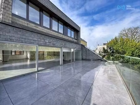 jezus-eik : appart 2 chambres avec terrasse