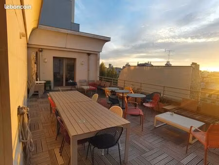 sous-location de bureaux fonctionnels et lumineux - 20 à 26 postes de travail + terrasse à