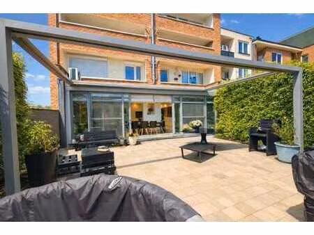 appartement 2chambres avec grande terrasse