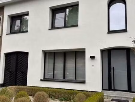 in optie! energiezuinige en gerenoveerde woning met 3 sla...