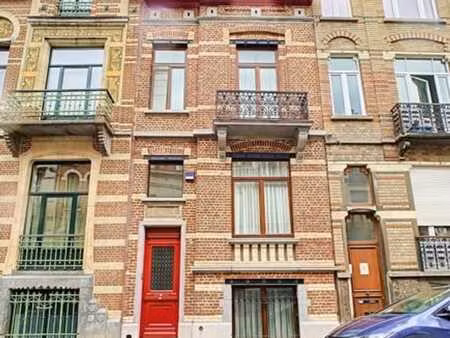 quartier européen- magnifique maison bruxelloise 3ch+jardin