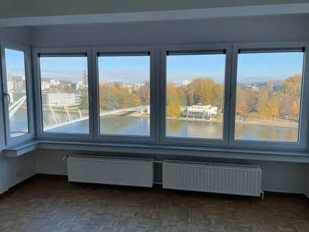 très bel appartement rénové