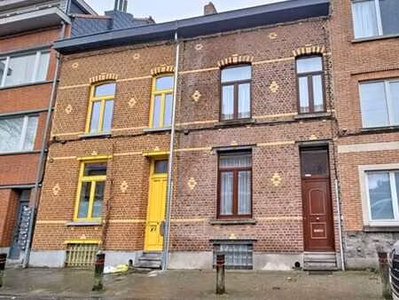 maison 4ch avec terrasse et petit jardin