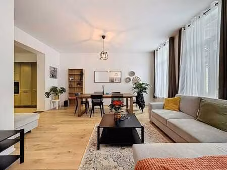 saint gilles/ triplex rénové de 190 m²