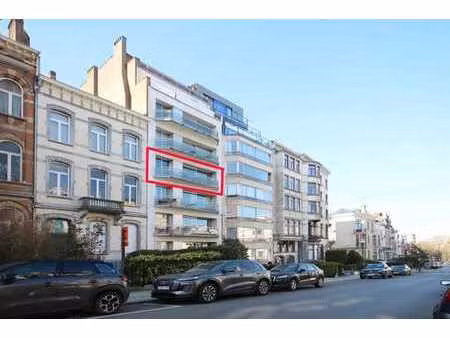 jardin du roi/ixelles : superbe appartement 2ch + terrasse