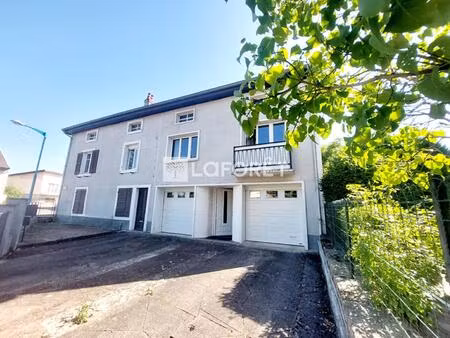 ensemble immobilier dogneville 230m²