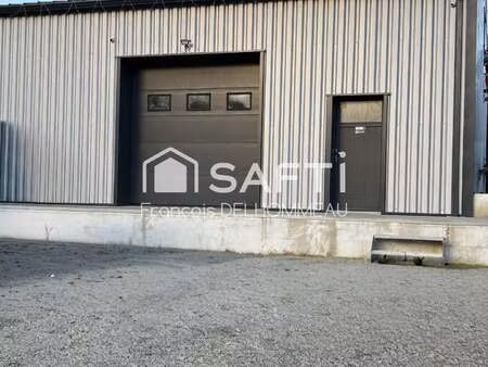 vente bureaux et commerces à saint-étienne-du-bois (85670) : à vendre / 130m² saint-étienn