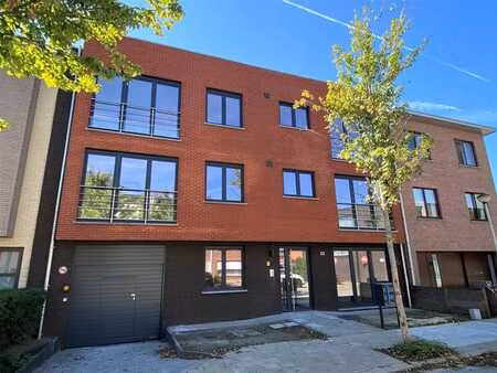 prachtig gelijkvloers met zuid-tuin op topligging