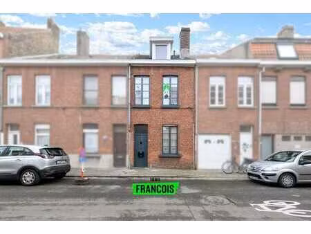 maison soignée et prête à emménager avec 3 chambres à sint-…