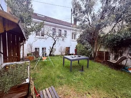 vente maison à nantes (44000) : à vendre / 100m² nantes
