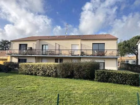 vente appartement 2 pièces à montaigu (85600) : à vendre 2 pièces / 52m² montaigu