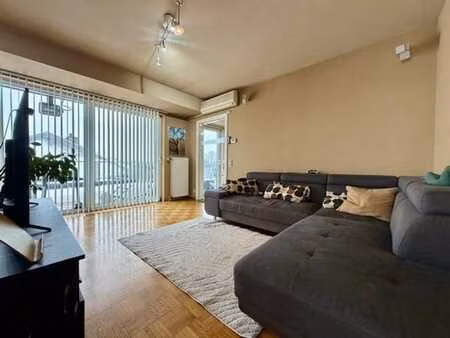 schitterend exclusief penthouse gelegen aan de capucienenlaa