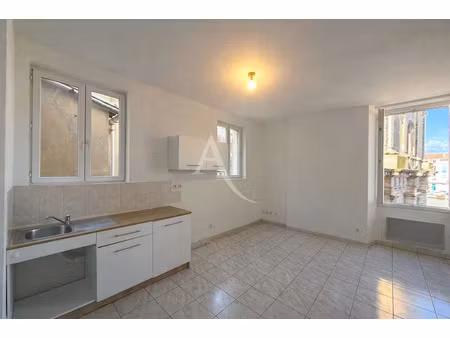 vente appartement 3 pièces 67 m² à martigues (13500)  170 000 €