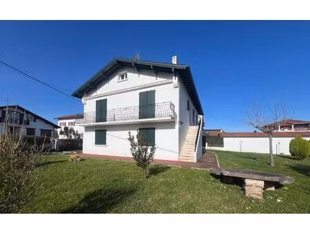 maison ciboure 184.8 m² t-8 à vendre  840 000 €