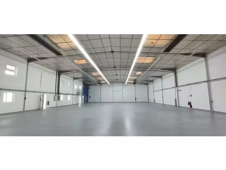 local d'activite a vendre