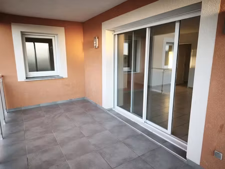 vente appartement 3 pièces 82 m² à amberieu-en-bugey (01500)  189 000 €