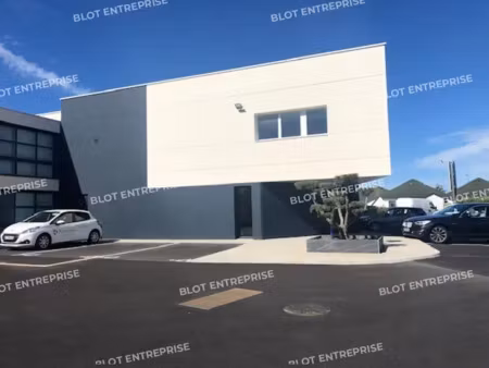 a louer - bureaux 117 m² plerin