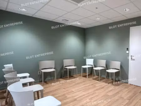 a louer - bureaux 35 m² saint brieuc