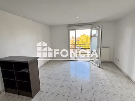 t2 avec balcon parking en résidence récente sécurisée