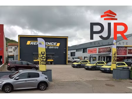 location local commercial