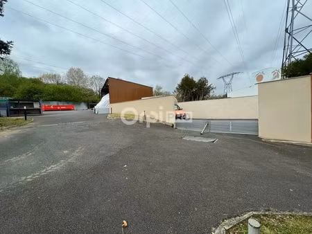 local d'activite a louer