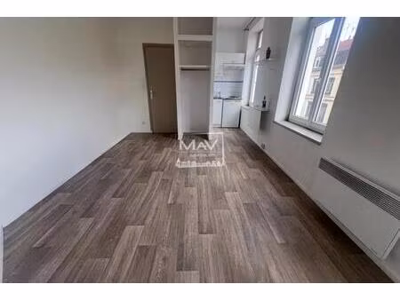 studio lille sébastopol 18m²