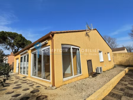 location villa p4 saint privat des vieux implantée sur un te