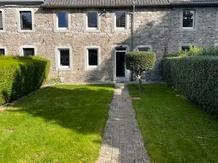 belle maison de village