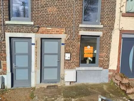 petite maison avec cour