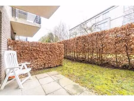 superbe studio av. jardin & parking