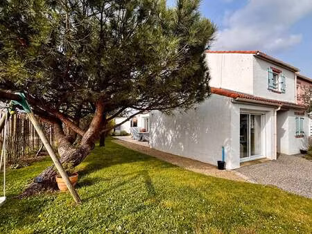 vente maison à sainte-pazanne (44680) : à vendre / 101m² sainte-pazanne