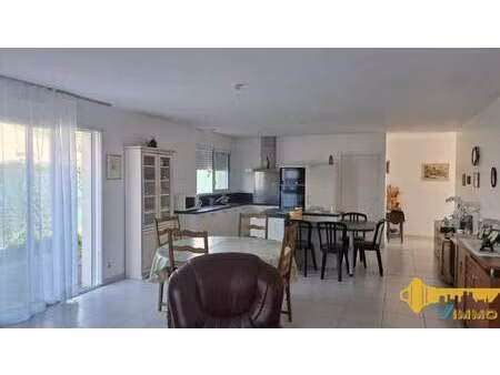 vente maison à sainte-pazanne (44680) : à vendre / 97m² sainte-pazanne