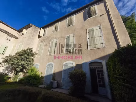 vente appartement 8 pièces 210 m² à carpentras (84200)  286 000 €