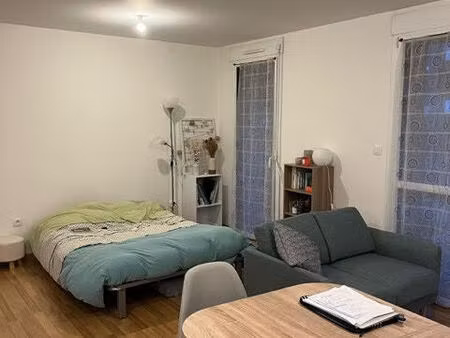 location appartement 1 pièce 38 m² à amiens (80000)