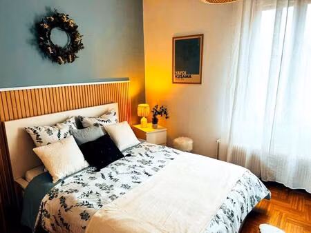 location appartement 5 pièces 12 m² à amiens (80000)