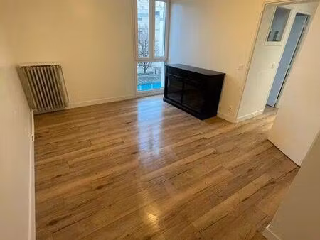 location appartement 4 pièces 65 m² à le pecq (78230)