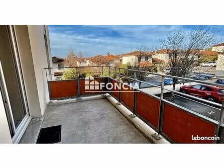 l'union - saint caprais - grand t2 avec balcon et parking