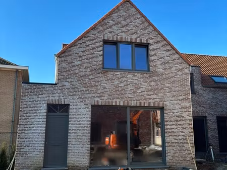 huis te koop in herzele met 2 slaapkamers