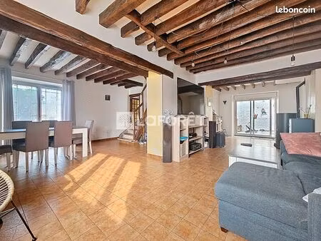 maison 5 pièces 149 m²