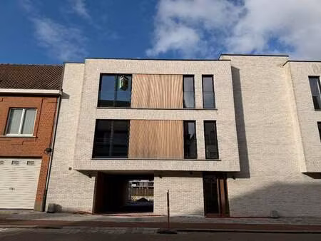 appartement à louer à sint-eloois-vijve € 890 (ll4fr) | zimmo