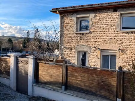 maison mitoyenne en pierre 3ch vue degagee mont du forez sans travaux sans frais d agence